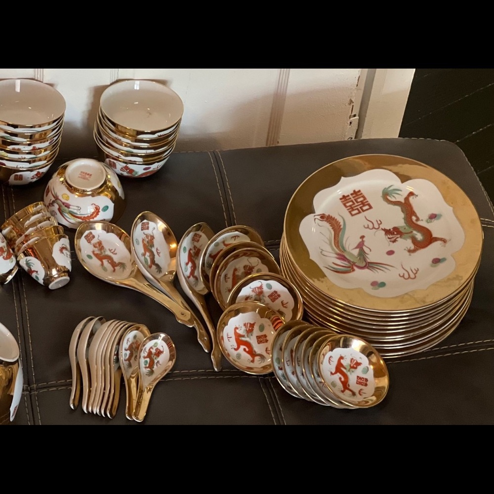 Vintage 1930’s Porcelain and Gold Chinese Dragon and Phoenix China.